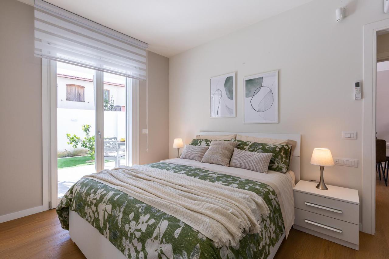 Colombo Palace - Suite Eden Via Perda Bona 35A 夸尔图-圣埃莱娜 外观 照片